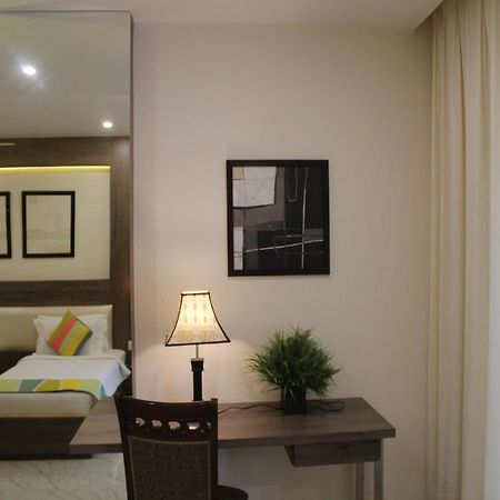 Seven Sky Clarks Exotica Bhuj Exterior foto