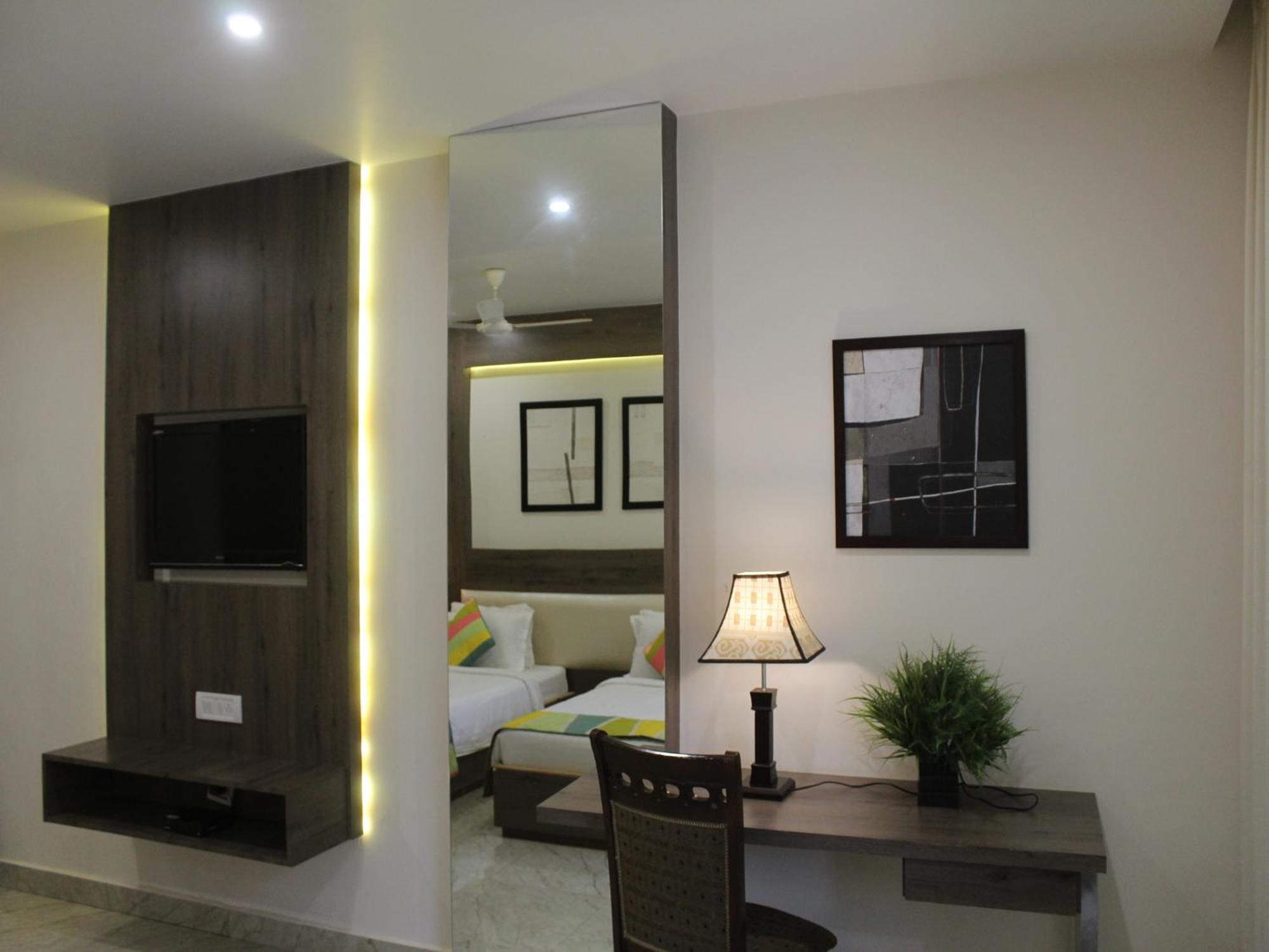 Seven Sky Clarks Exotica Bhuj Exterior foto