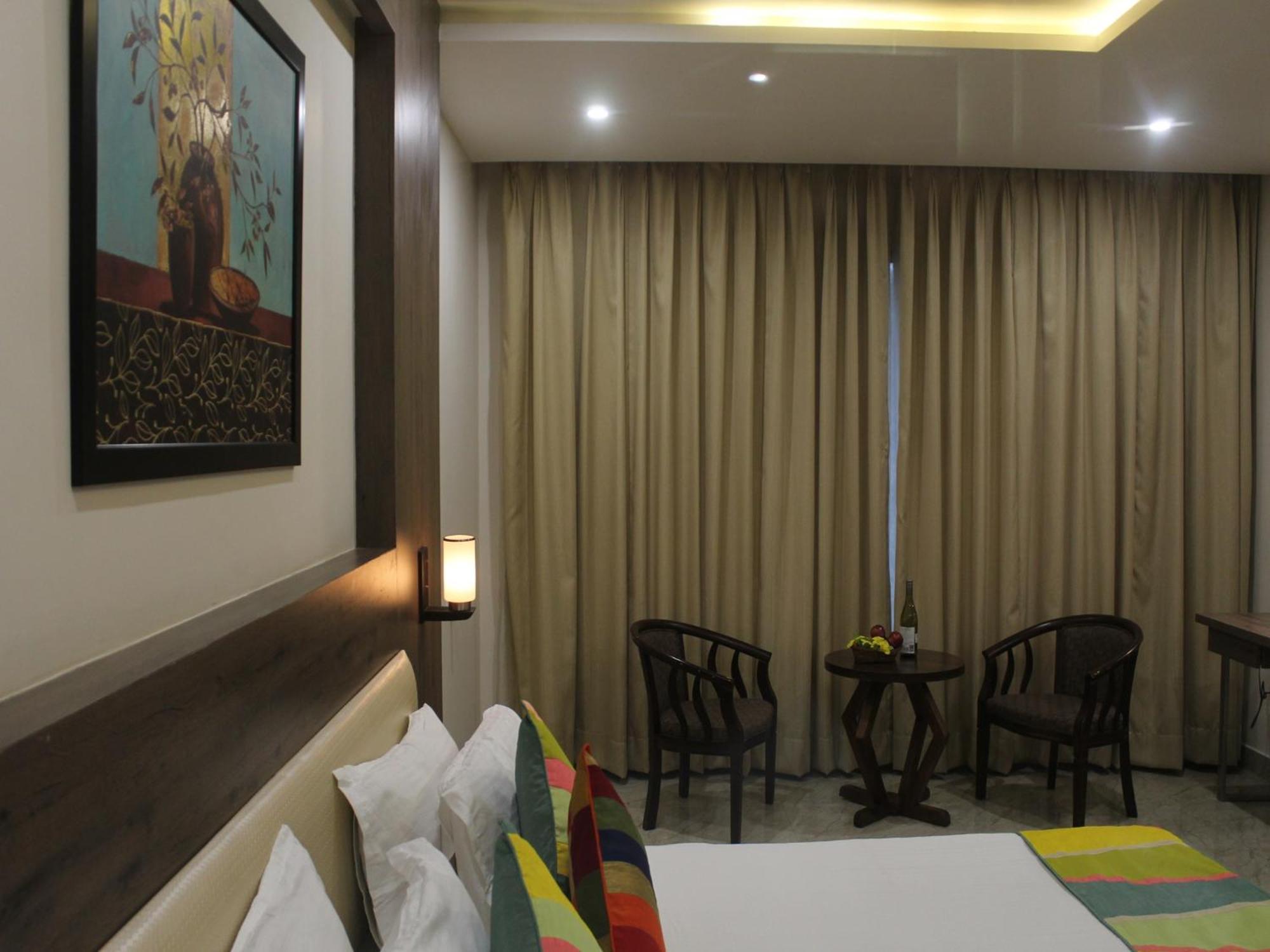 Seven Sky Clarks Exotica Bhuj Exterior foto